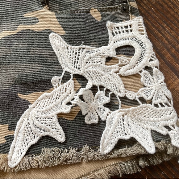 URBAN BASICS SHORTS  SIZE ‘’13’’  CROTCHED PARTS   BRAND NEW - Picture 2 of 14